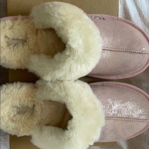 Cozy 2 metallic genuine shearling cuff slipper